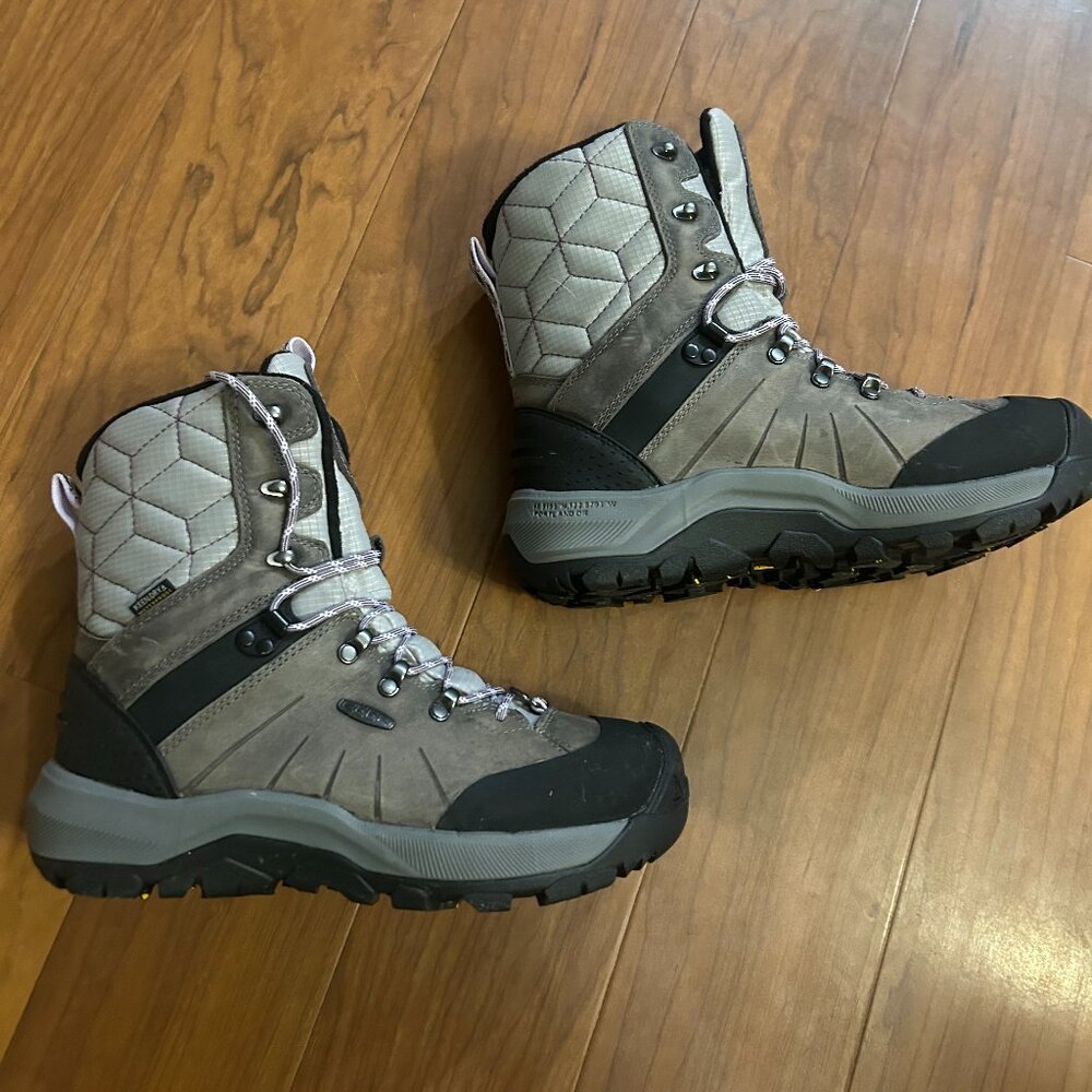 Women's Insulated Hiking Boots Keen Revel IV Size 8